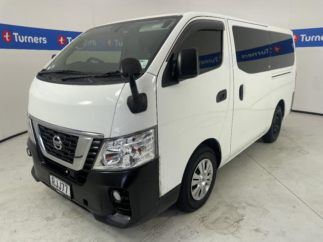 Photo '4' of Nissan NV350