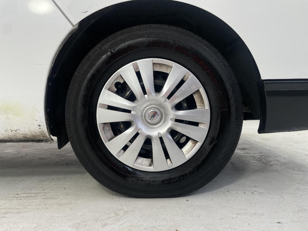 Photo '9' of Nissan NV350