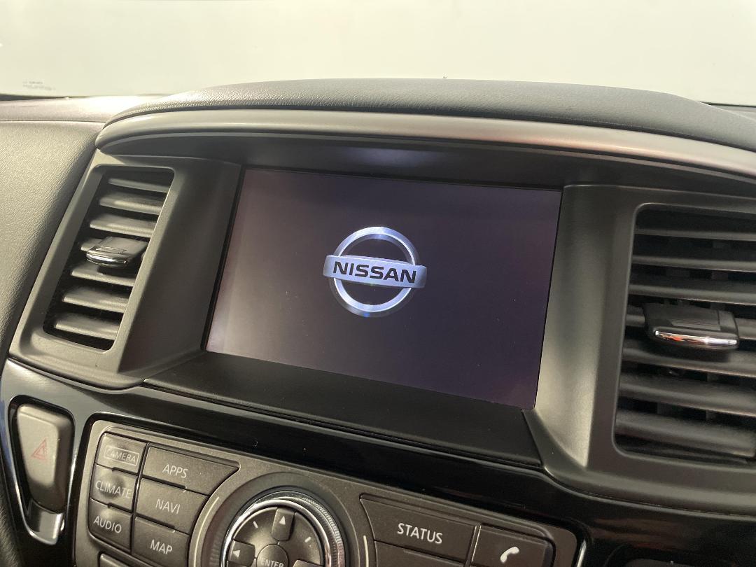 Photo '29' of Nissan Pathfinder