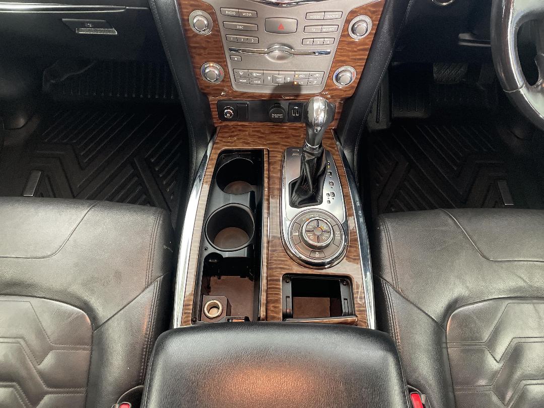 Photo '18' of Nissan Patrol