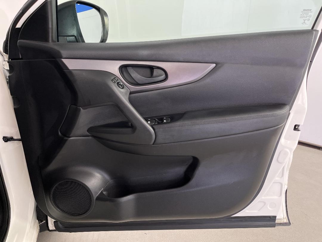 Photo '15' of Nissan Qashqai