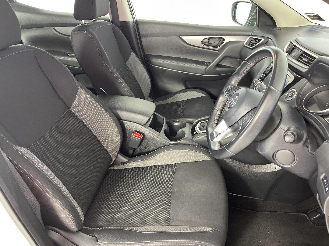 Photo '16' of Nissan Qashqai