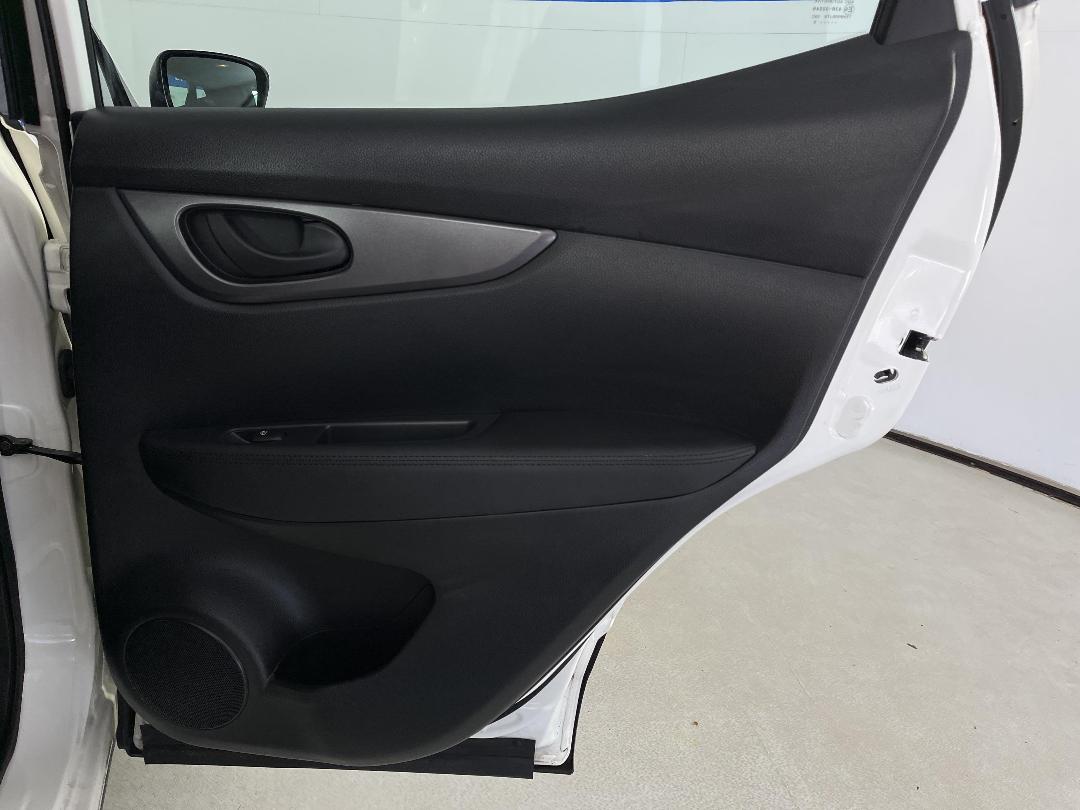 Photo '19' of Nissan Qashqai