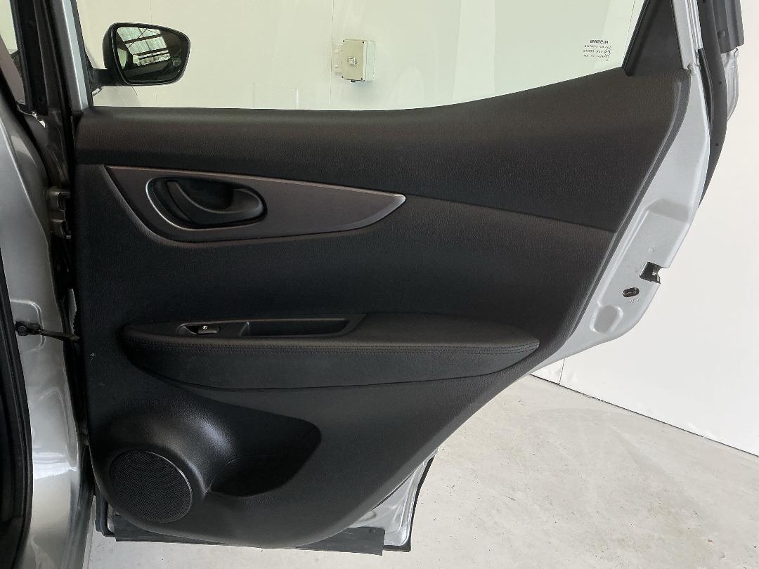 Photo '19' of Nissan Qashqai