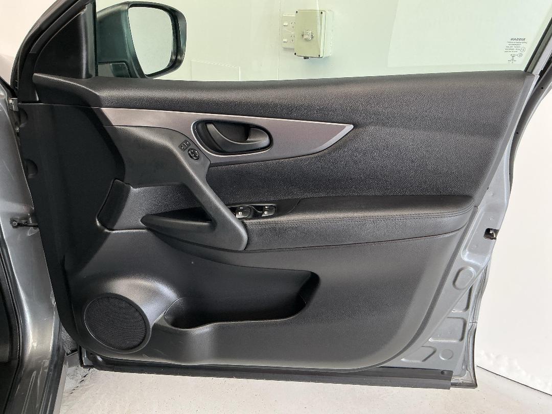 Photo '15' of Nissan Qashqai