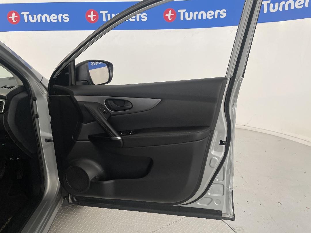 Photo '15' of Nissan Qashqai Photo '15' of Nissan Qashqai