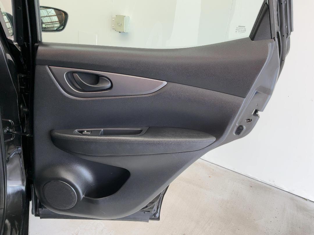 Photo '19' of Nissan Qashqai