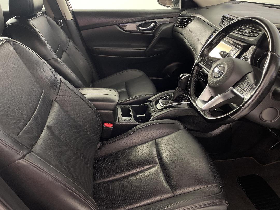 Photo '16' of Nissan X-Trail Photo '16' of Nissan X-Trail