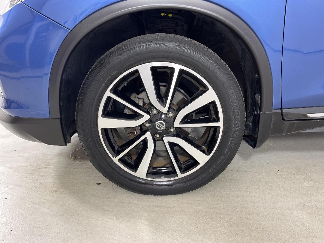 Photo '10' of Nissan X-Trail