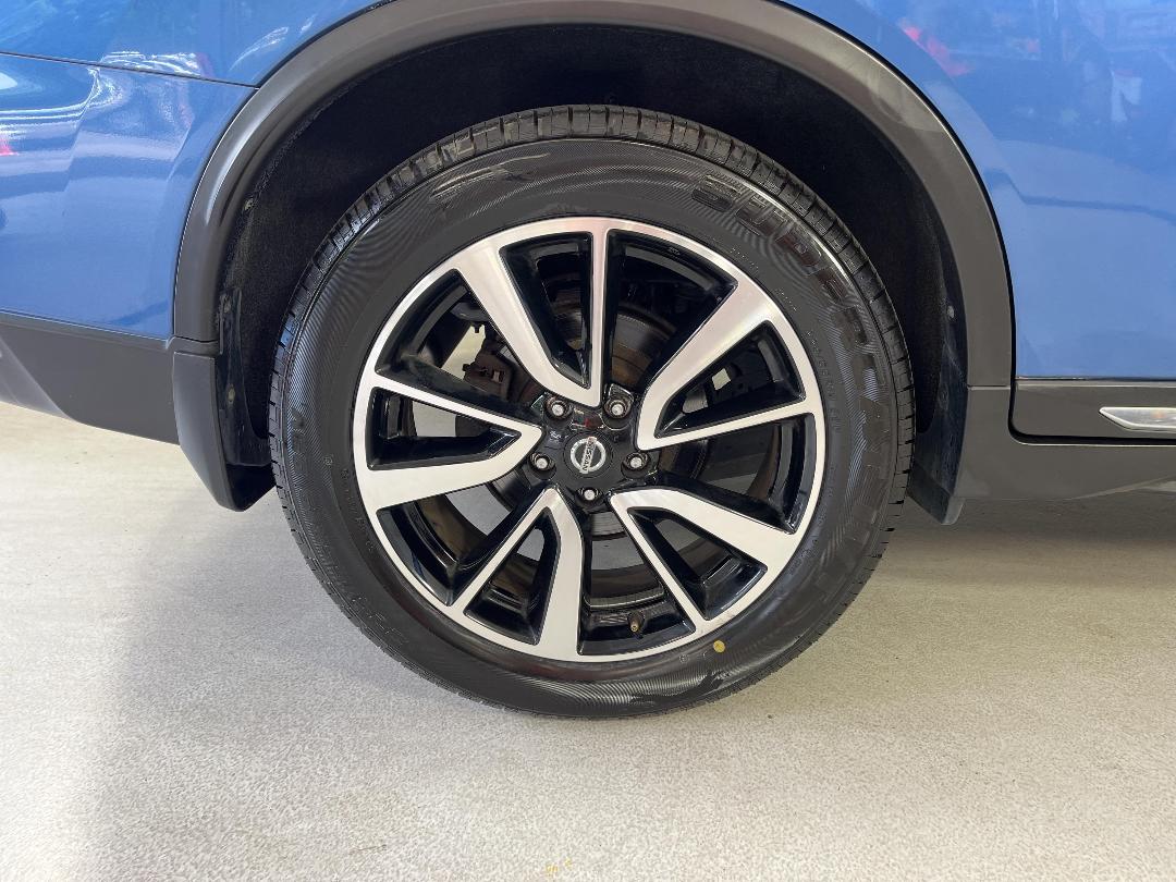 Photo '12' of Nissan X-Trail