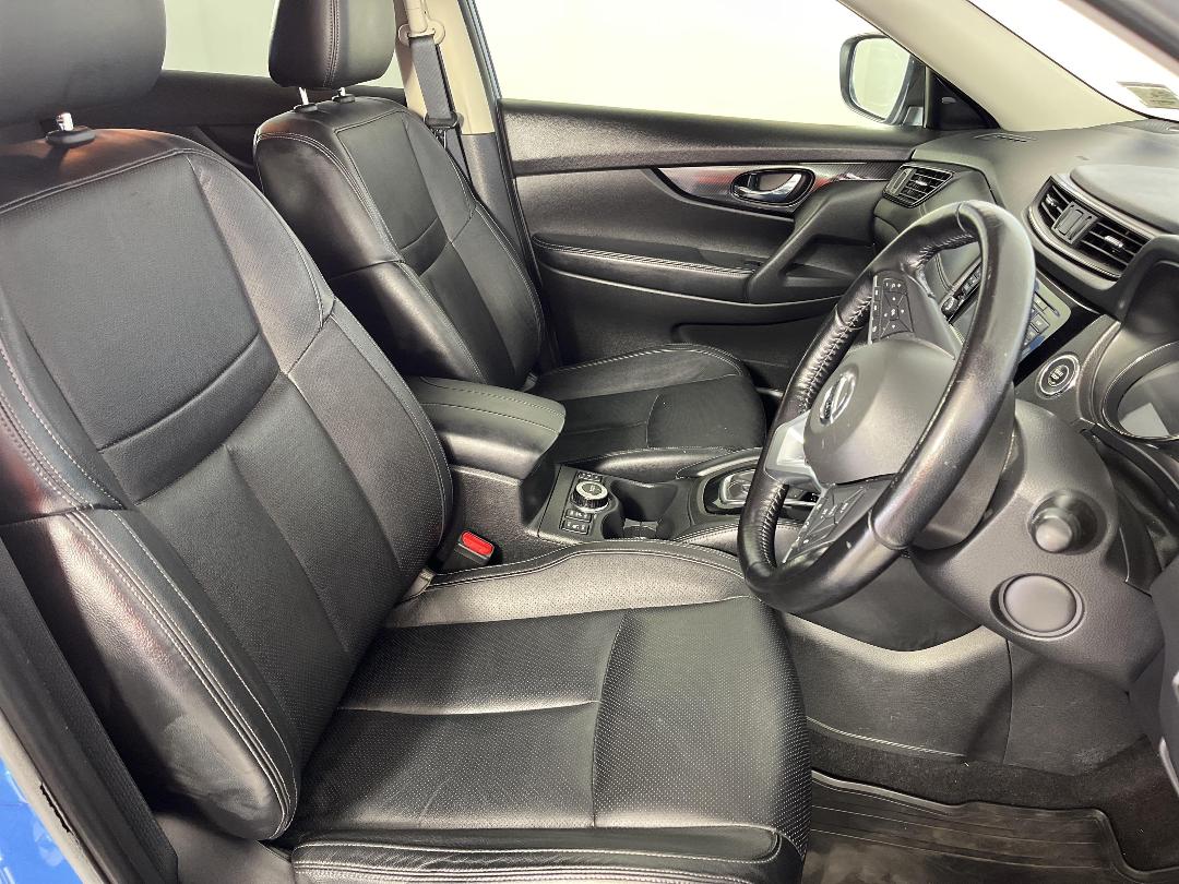 Photo '16' of Nissan X-Trail