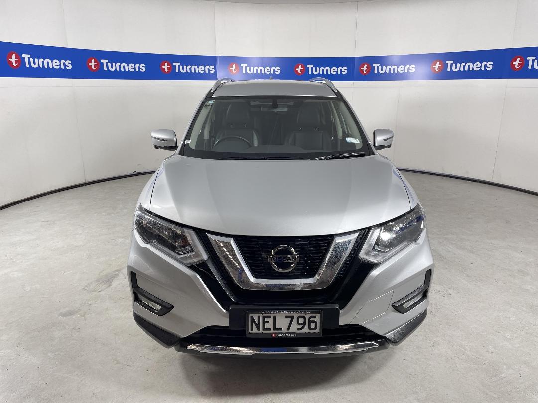 Photo '2' of Nissan X-Trail