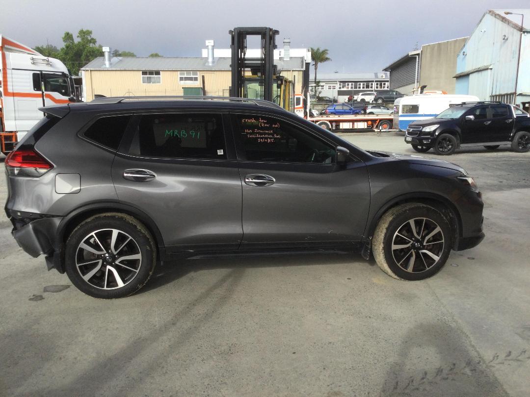 Photo '8' of Nissan X-Trail ST-L Photo '8' of Nissan X-Trail ST-L