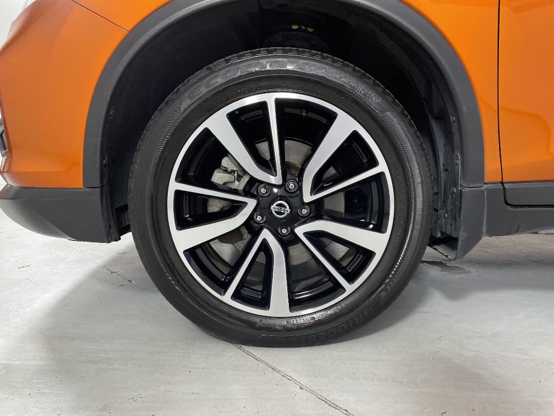 Photo '10' of Nissan X-Trail