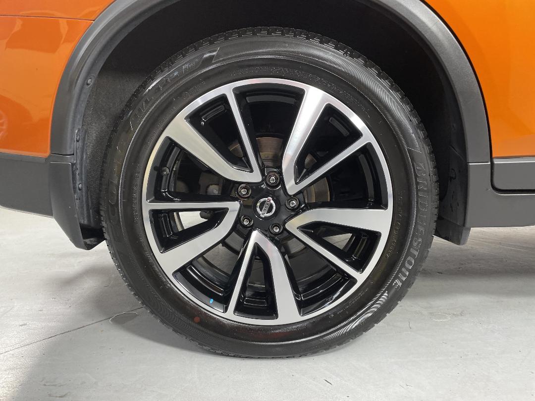 Photo '12' of Nissan X-Trail