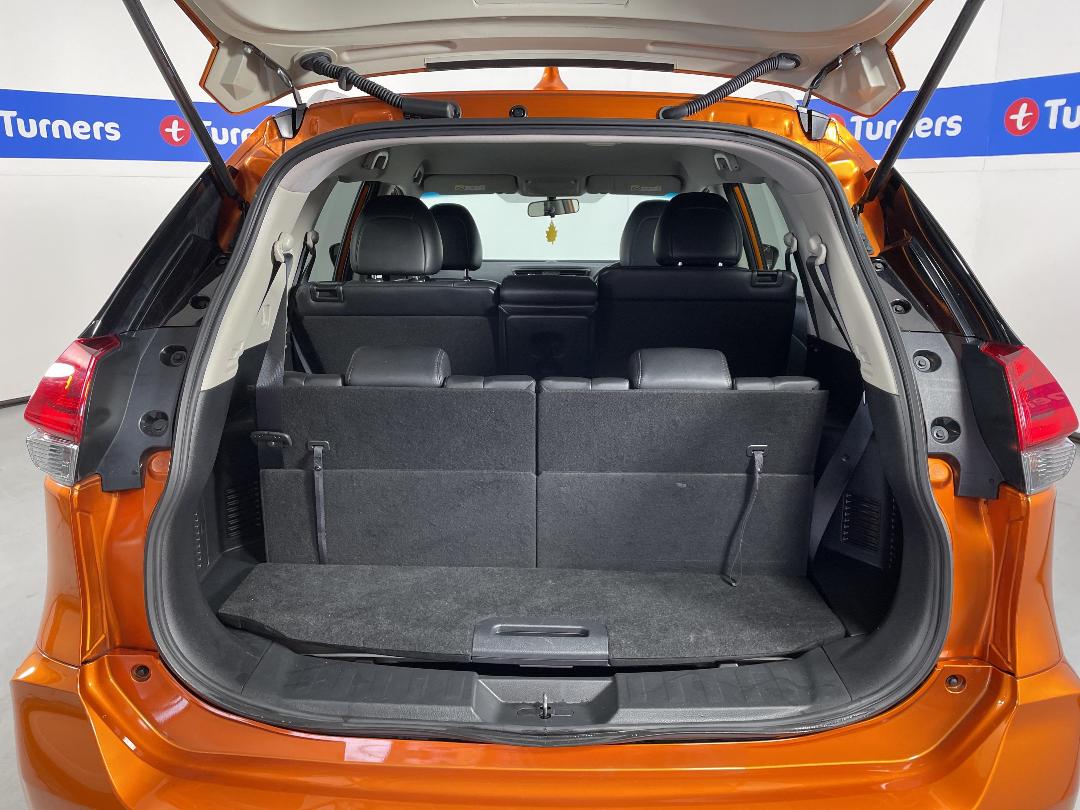 Photo '14' of Nissan X-Trail