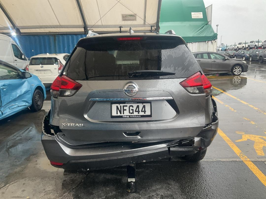 Photo '5' of Nissan X-Trail ST-L