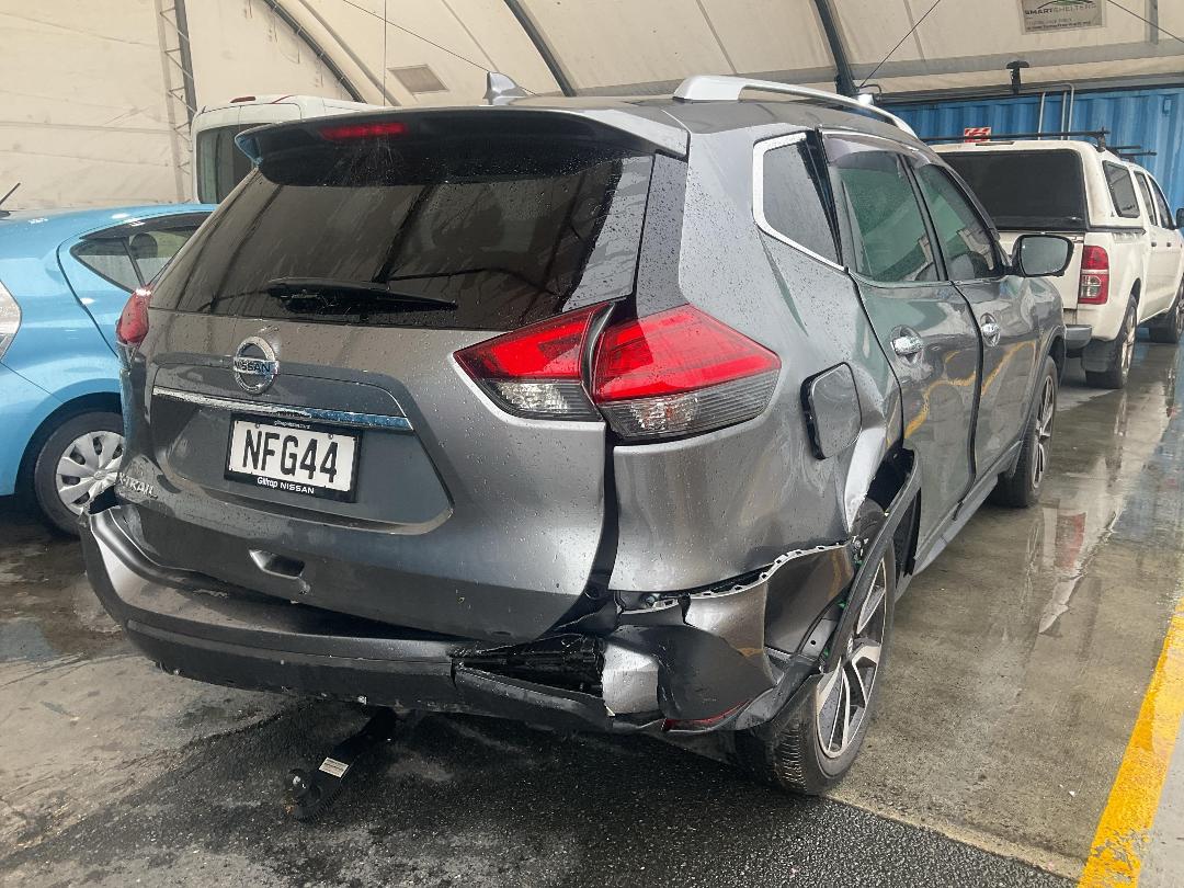 Photo '6' of Nissan X-Trail ST-L