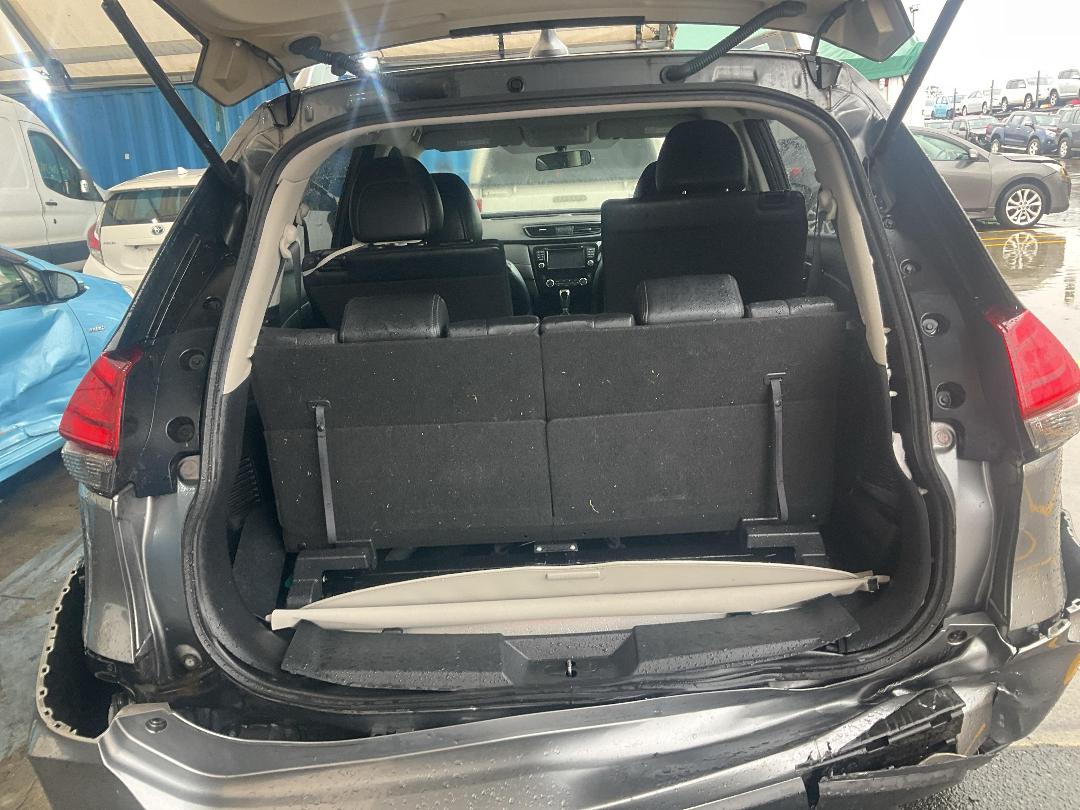 Photo '7' of Nissan X-Trail ST-L