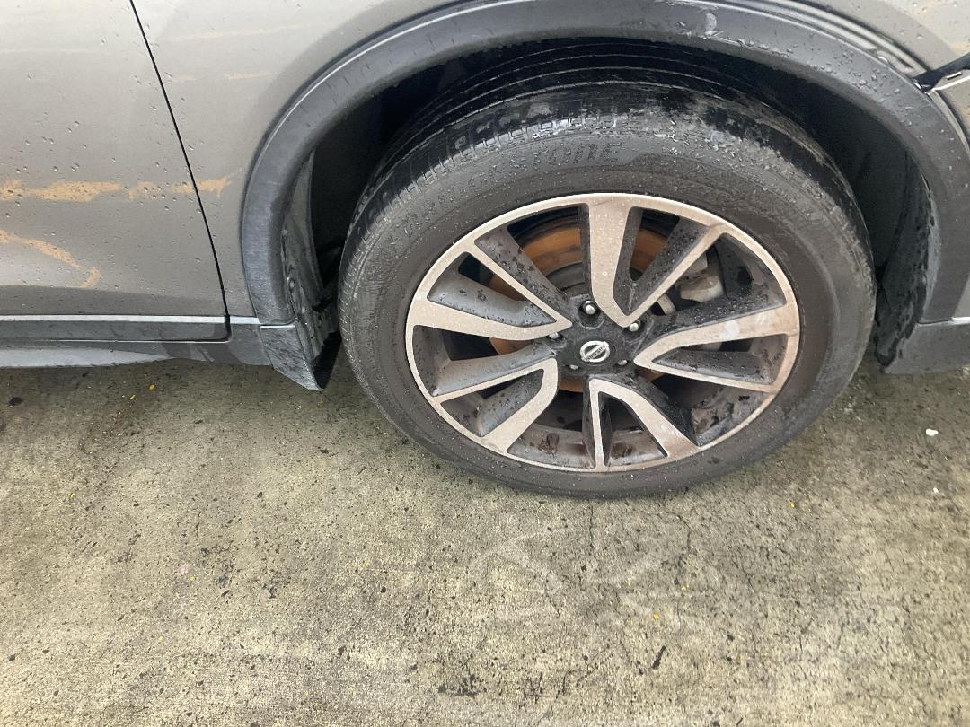 Photo '37' of Nissan X-Trail ST-L