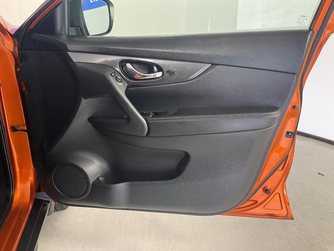 Photo '15' of Nissan X-Trail Photo '15' of Nissan X-Trail