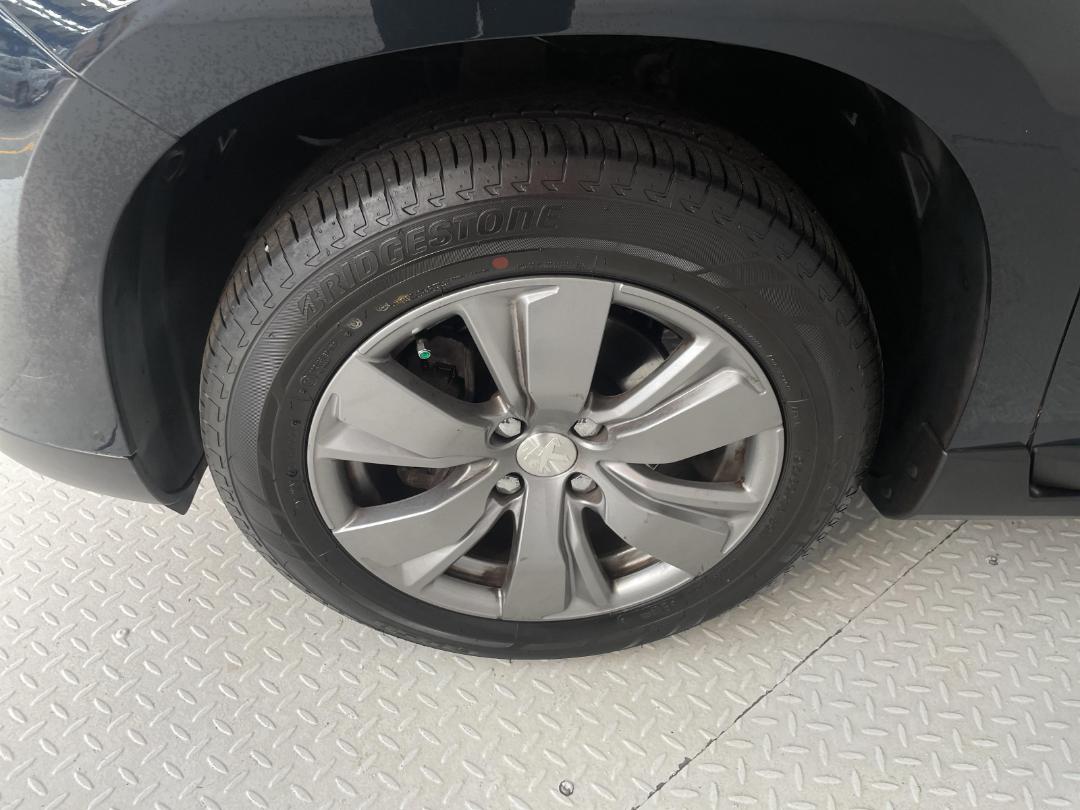 Photo '10' of Peugeot 2008 Photo '10' of Peugeot 2008