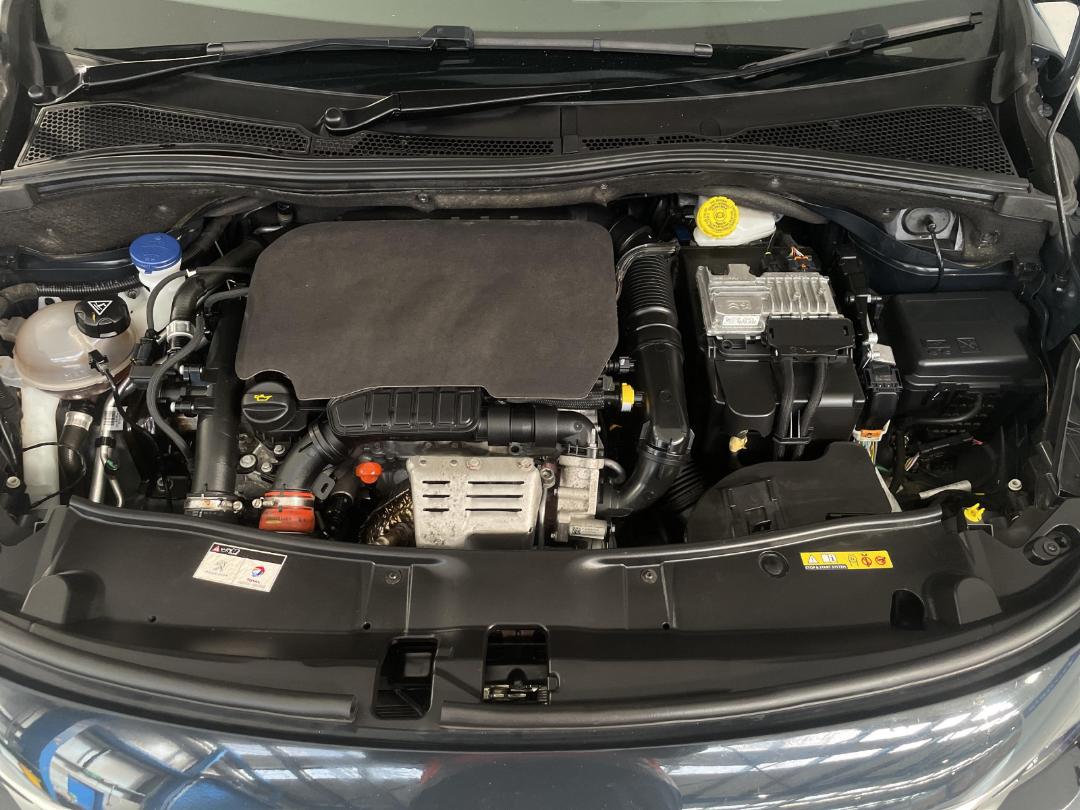 Photo '13' of Peugeot 2008 Photo '13' of Peugeot 2008