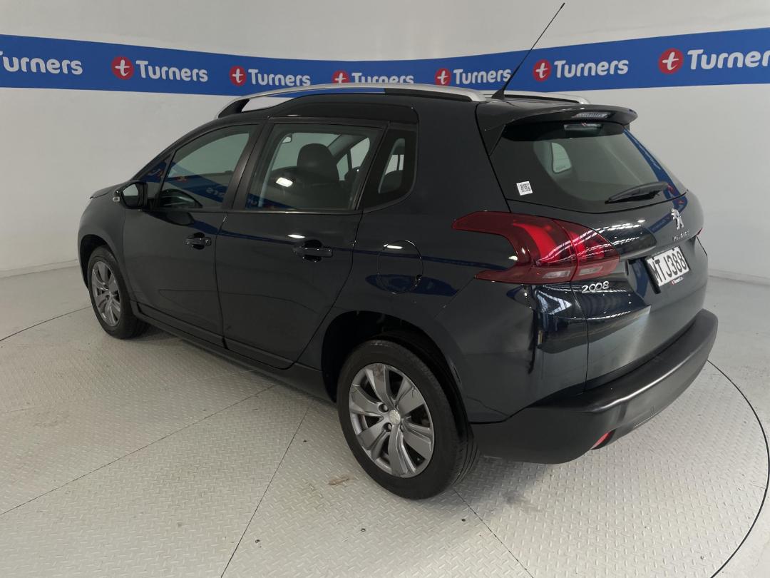 Photo '5' of Peugeot 2008 Photo '5' of Peugeot 2008