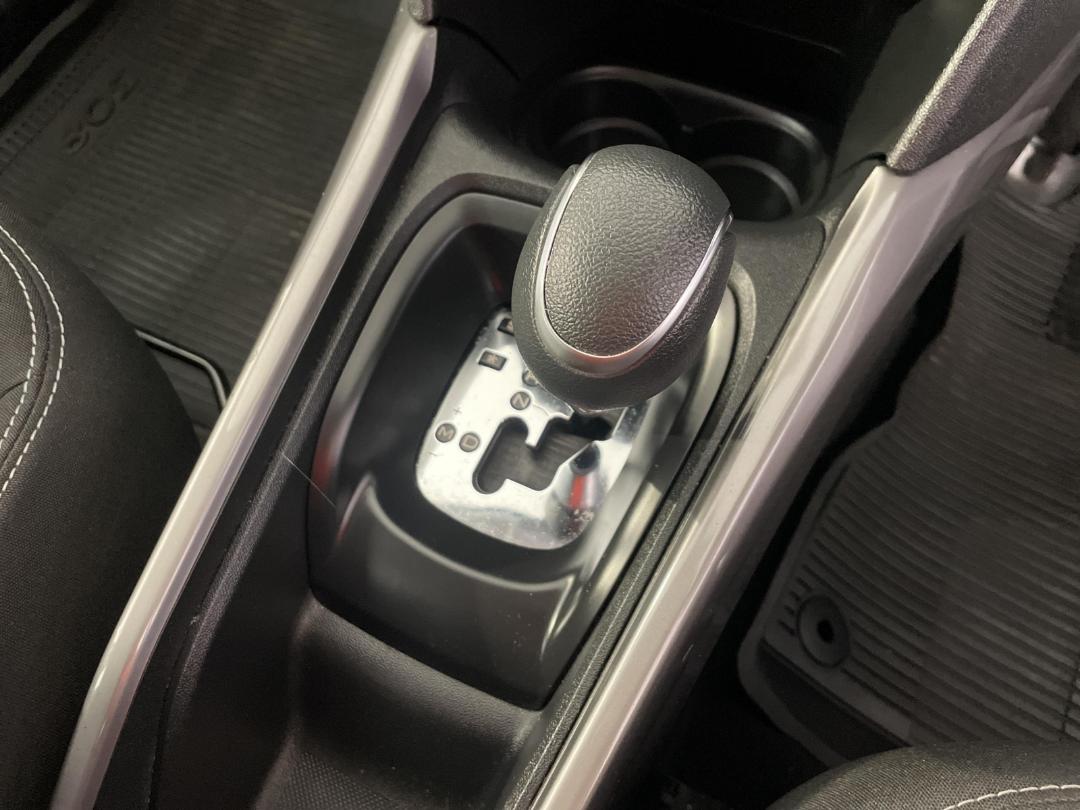 Photo '31' of Peugeot 2008 Photo '31' of Peugeot 2008