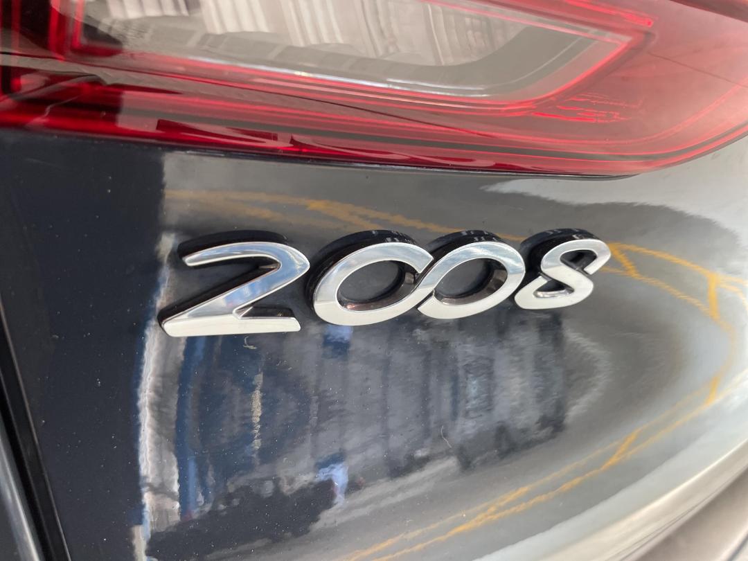 Photo '35' of Peugeot 2008 Photo '35' of Peugeot 2008