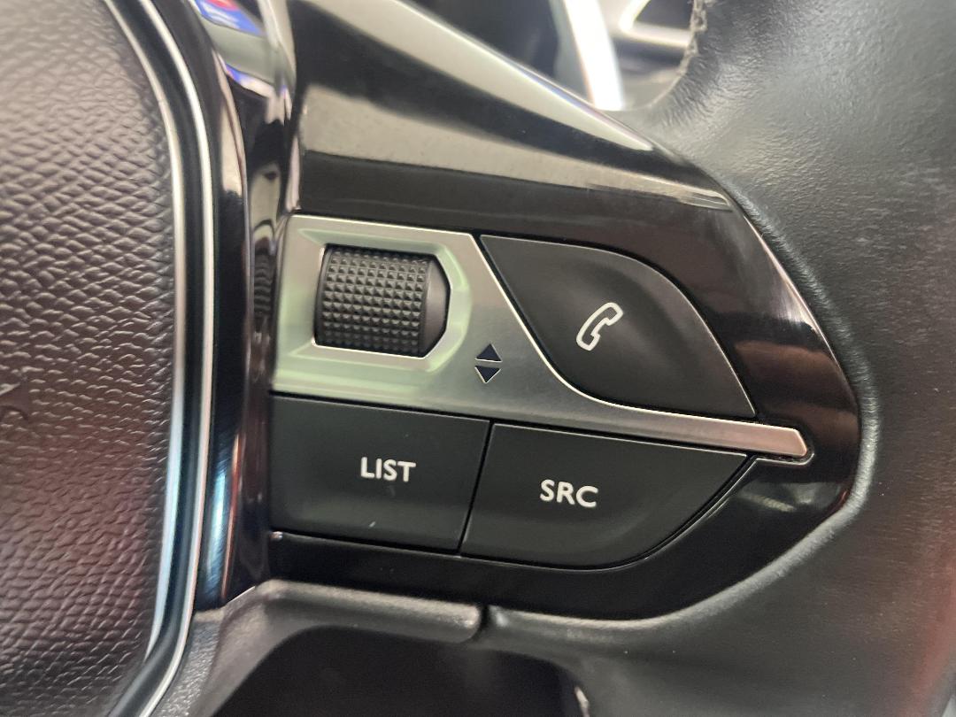 Photo '24' of Peugeot 3008