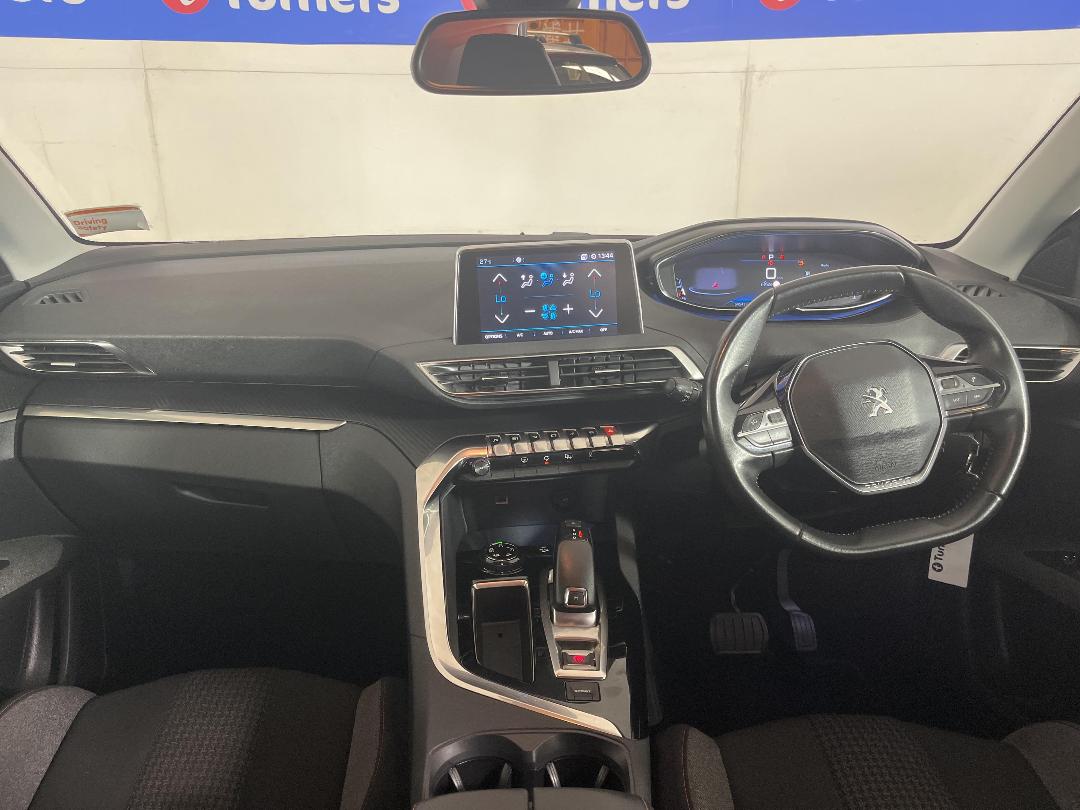 Photo '17' of Peugeot 3008