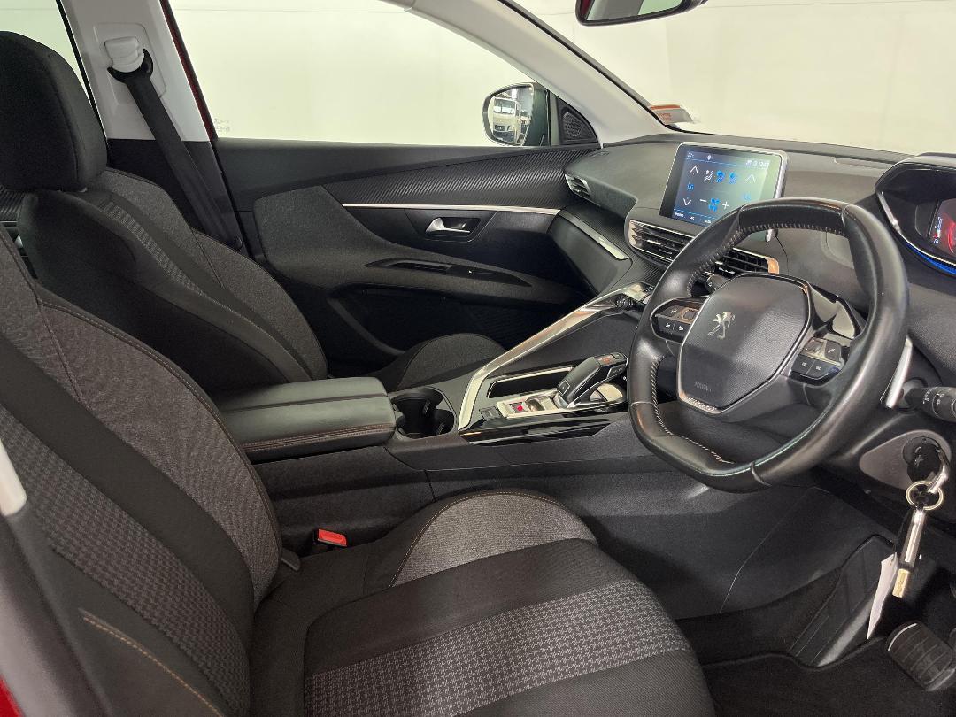 Photo '16' of Peugeot 3008