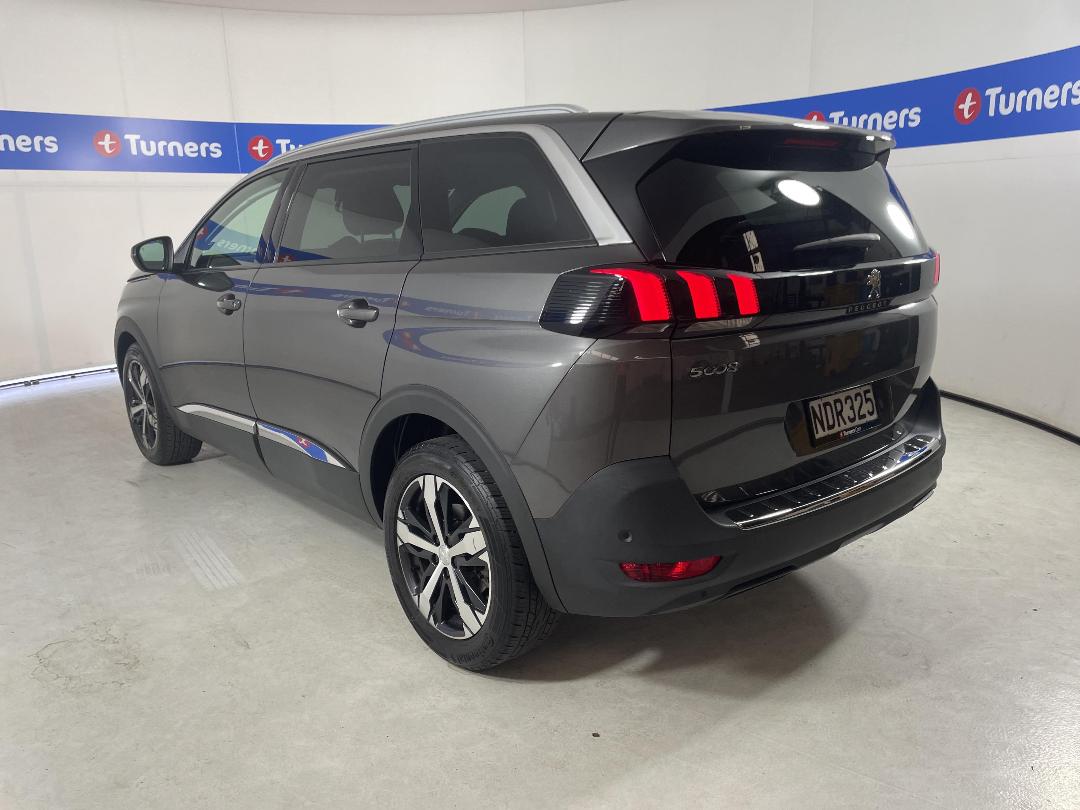 Photo '5' of Peugeot 5008