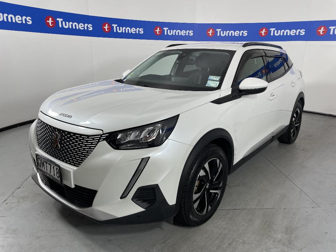 Photo '4' of Peugeot E-2008 Photo '4' of Peugeot E-2008