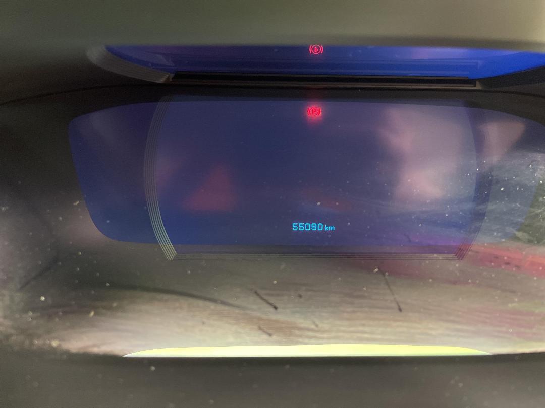 Photo '21' of Peugeot E-2008 Photo '21' of Peugeot E-2008