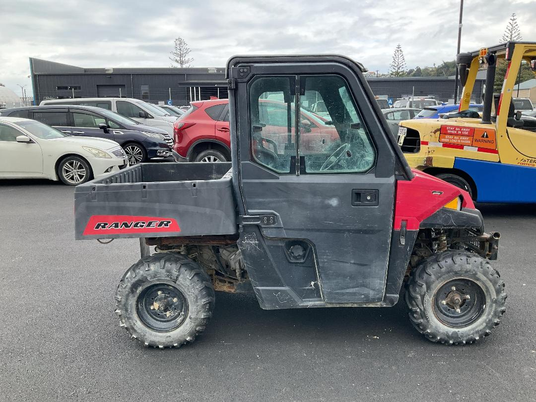 Photo '2' of Polaris Ranger 500 4WD Photo '2' of Polaris Ranger 500 4WD