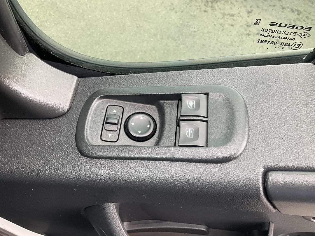 Photo '29' of Renault Master Photo '29' of Renault Master