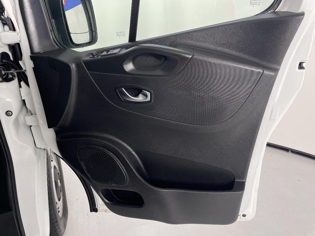 Photo '15' of Renault Trafic Photo '15' of Renault Trafic