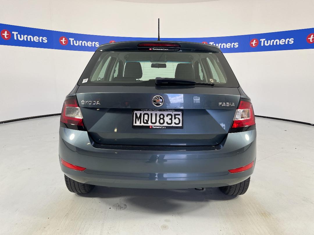 Photo '6' of Skoda Fabia Photo '6' of Skoda Fabia