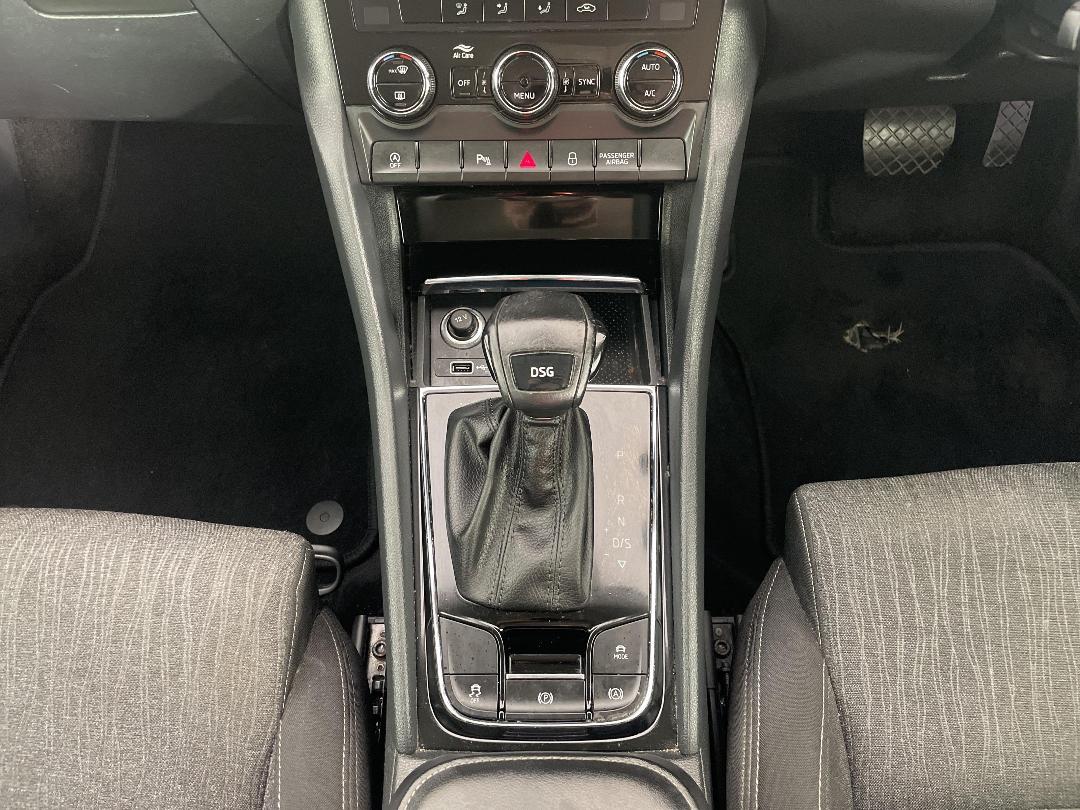 Photo '18' of Skoda Karoq