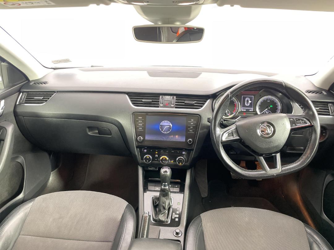 Photo '16' of Skoda Octavia Photo '16' of Skoda Octavia