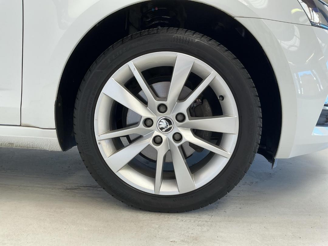 Photo '9' of Skoda Octavia Photo '9' of Skoda Octavia