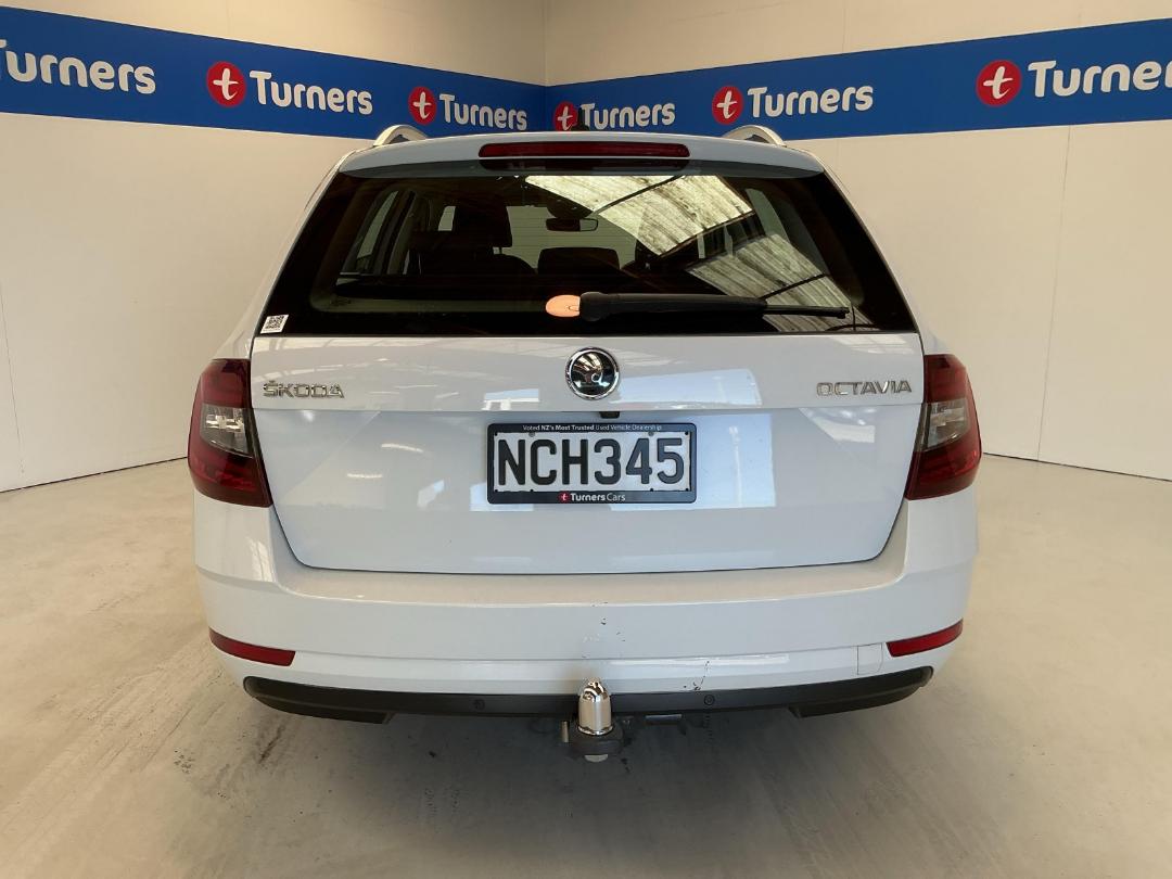 Photo '6' of Skoda Octavia Photo '6' of Skoda Octavia