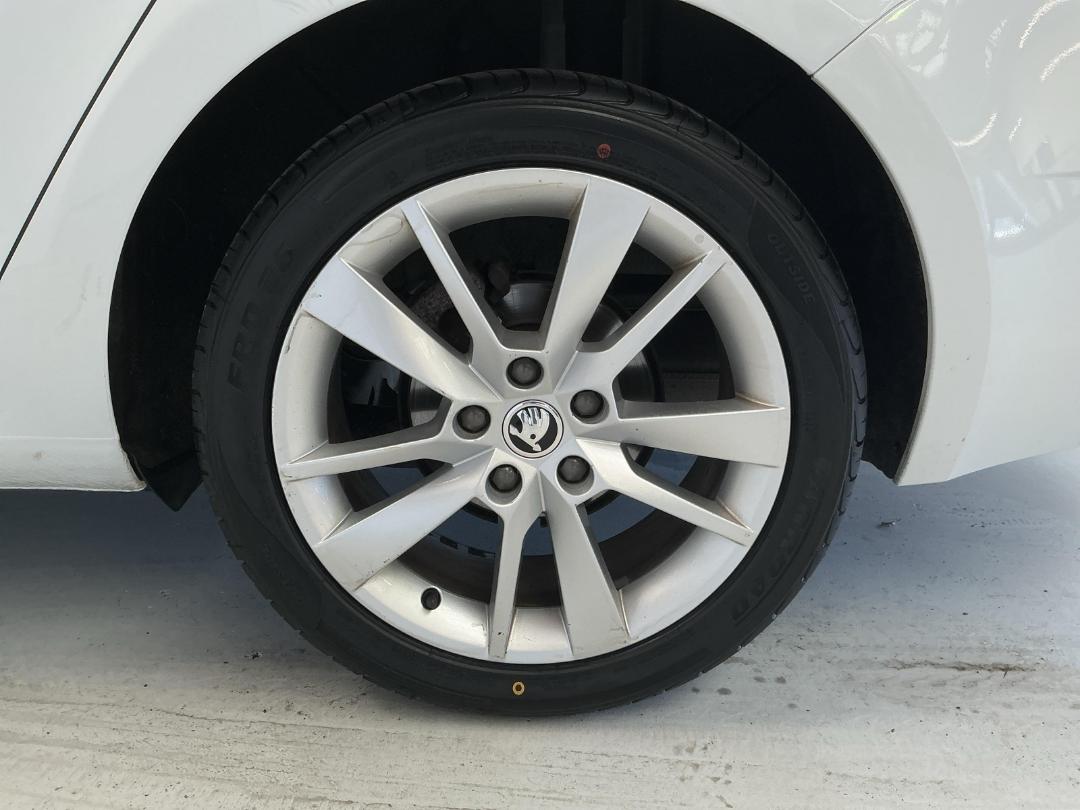 Photo '11' of Skoda Octavia Photo '11' of Skoda Octavia