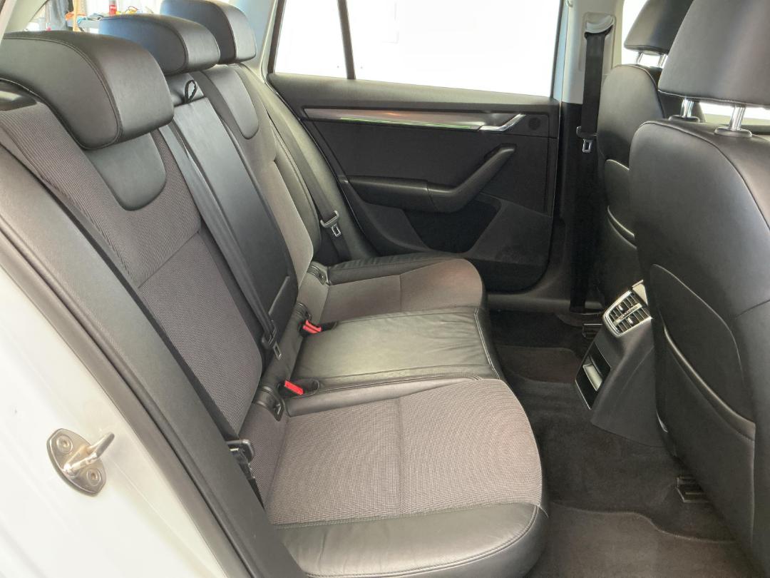 Photo '20' of Skoda Octavia Photo '20' of Skoda Octavia