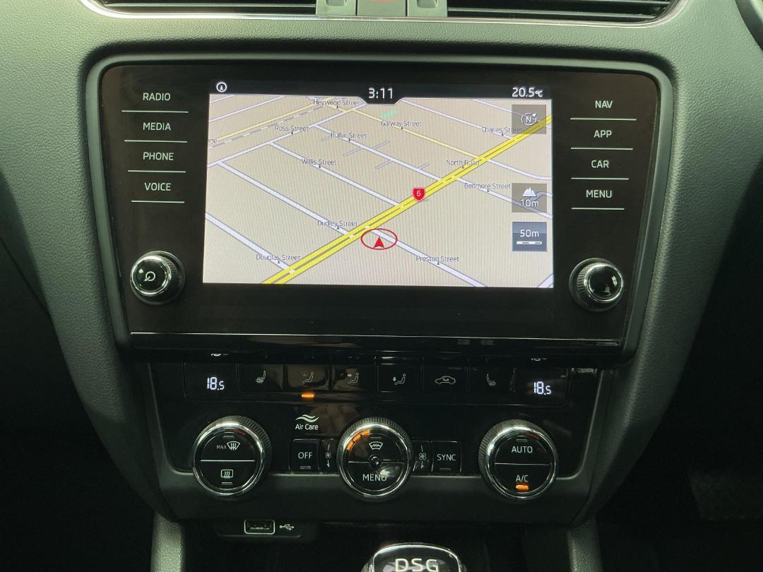 Photo '18' of Skoda Octavia Photo '18' of Skoda Octavia