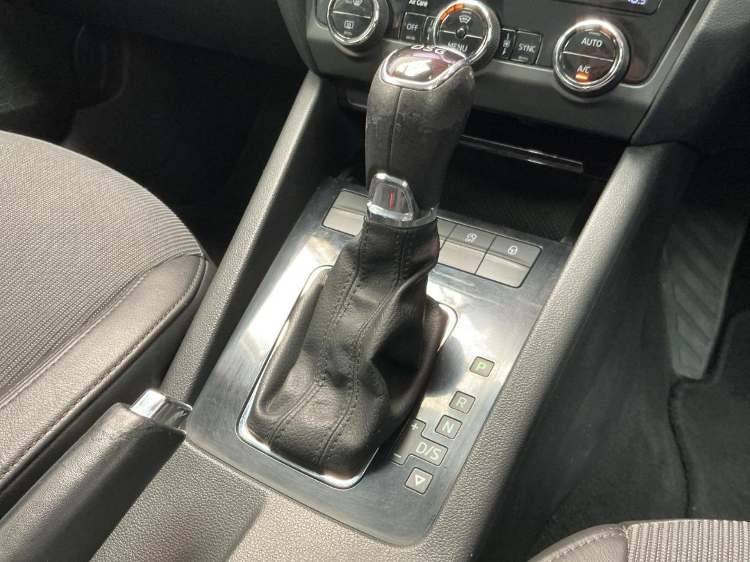 Photo '23' of Skoda Octavia Photo '23' of Skoda Octavia