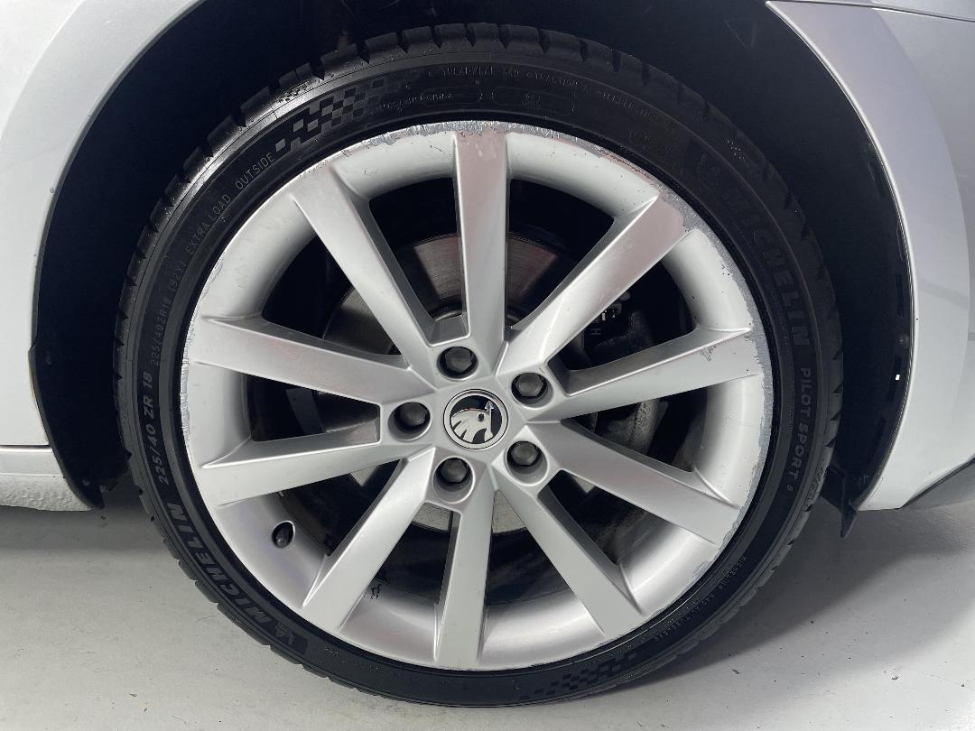 Photo '9' of Skoda Octavia Photo '9' of Skoda Octavia