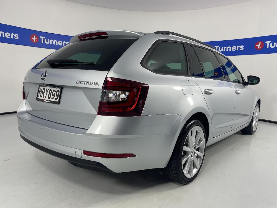 Photo '7' of Skoda Octavia Photo '7' of Skoda Octavia